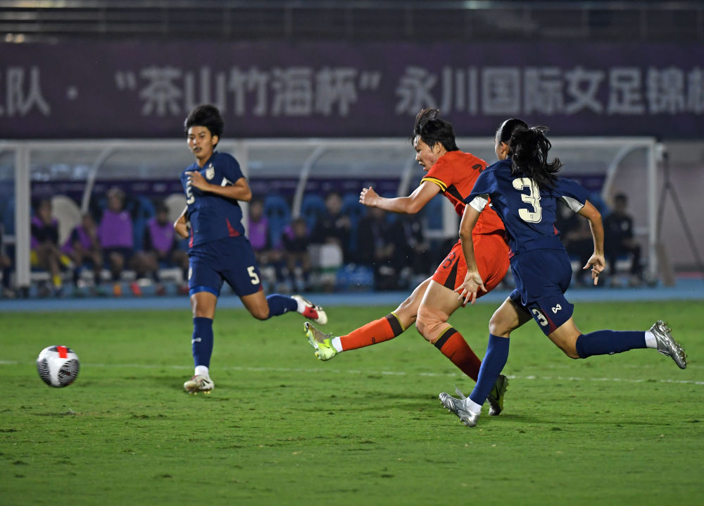 国际女足比赛中,中国队获得胜利 国际女足比赛中,中国队获得胜利